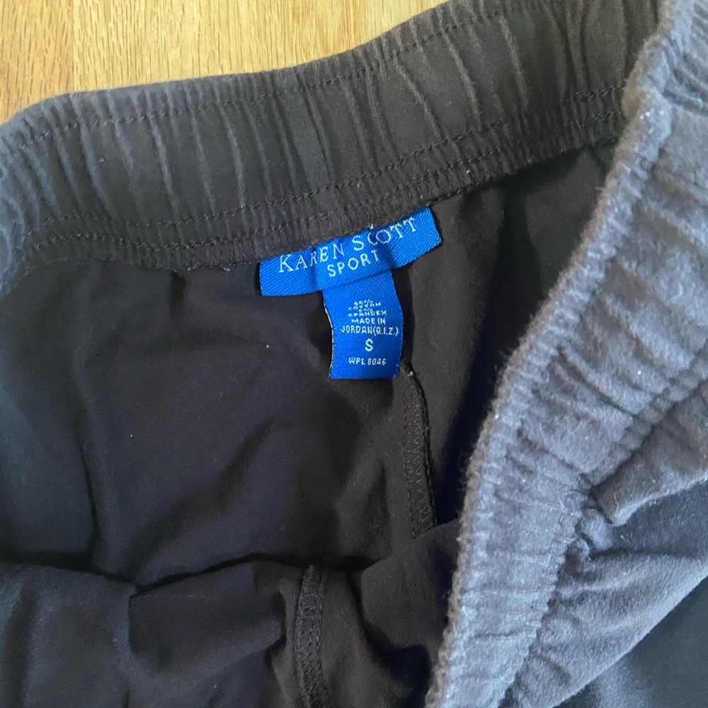 Comfy womens capri pants - Picture 3 of 3